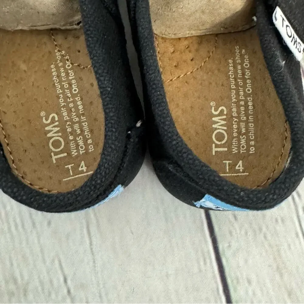 TOMS Black Canvas Baby Shoes